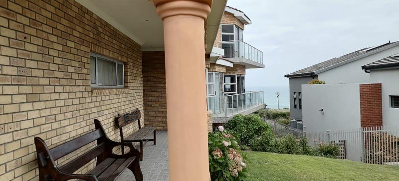 6 Bedroom Property for Sale in Reebok Western Cape